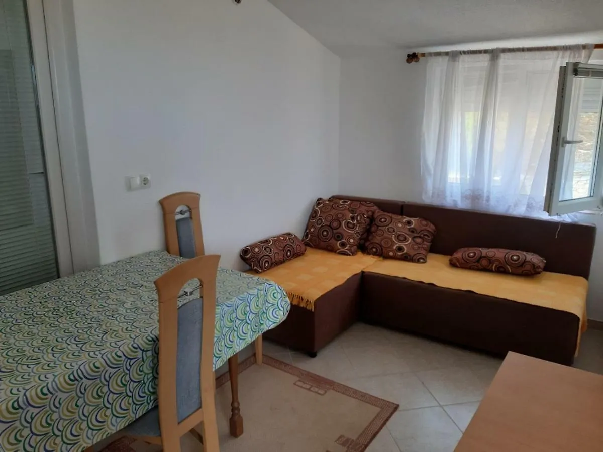 Apartments Zara Vir