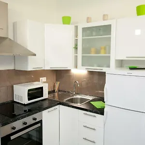 Appartamento 1, Zara